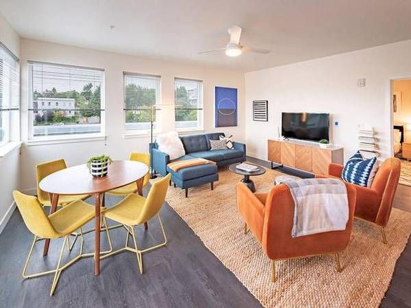 $1,690 / 1br - 491ft2 - On-site retail, 24-hour fitness center, Spectacular Mt Rainier Views (Seattle Central District)63688480217857121