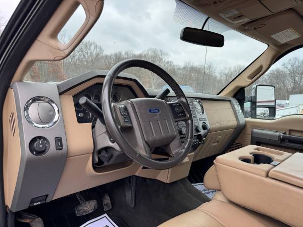 2011 Ford F-450 Super Duty - Photo 14