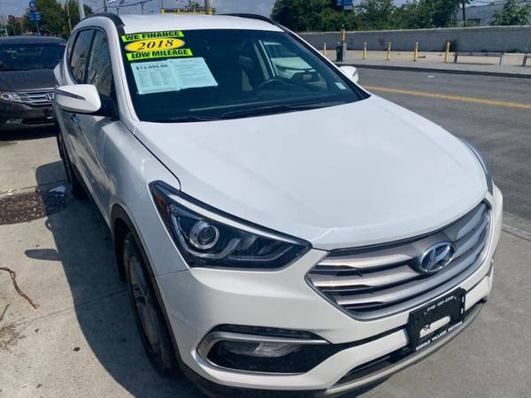 Echa un vistazo a este impecable Hyundai Santa Fe Sport 2018 con 73,6-queens - $13,495 (Middle Village)63654723889153122