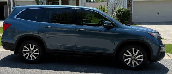 Piloto Honda 2019 de 8 asientos 70K millas - $26,000 (Concord)63613388068611121