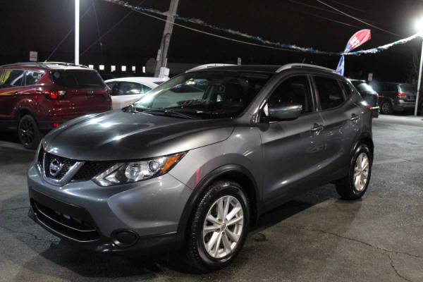 2017 Nissan Rogue - $9,995 (Melrose Park)63618919886467122