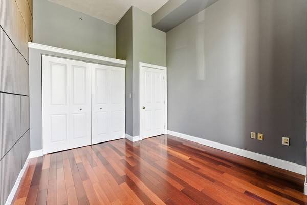 $870 / 1br - 107-17 86th St, Jamaica, NY (Jamaica, NY)64023716023426120
