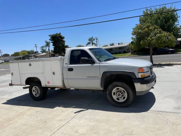 2002 GMC Sierra 2500 HD - $7,200 (Bakersfield)63470220366721122