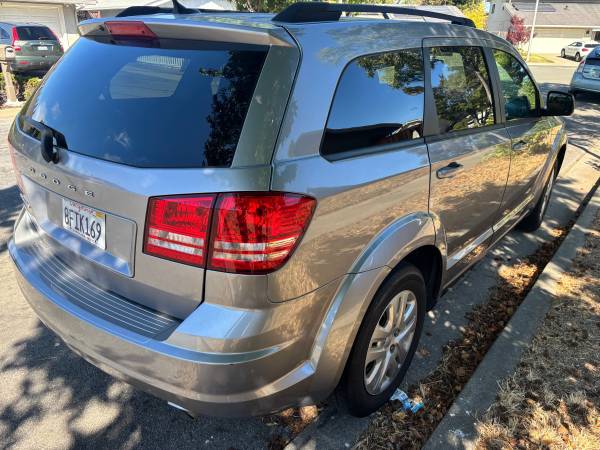 2018 Dodge Journey SE 3rd row seating - $6,900 (san bruno)63470789936513122
