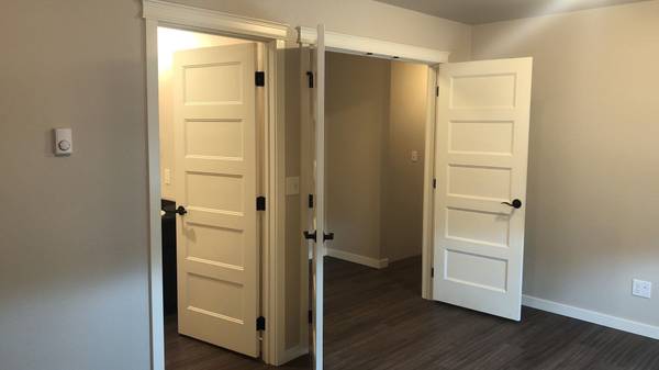 $3,350 / 4br - 1035 NE Alpha Rd. #12 (ADA) (Pullman)63980821489923124