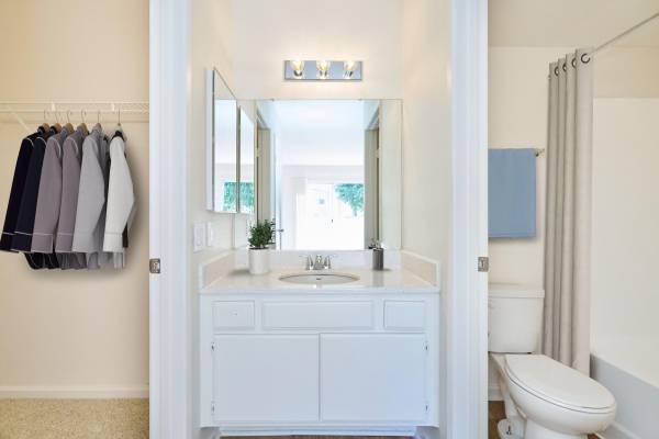 $2,869 / 3br - 1049ft2 - Horno de gas, 3 habitaciones 2 baños, Canyon Country CA (27303 N. Sara St., Los Angeles, CA)63700919904003122
