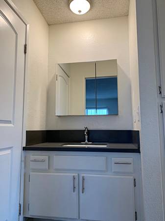 $2,595 / 2br - 850ft2 - 2 Dormitorios 1 Baño63700939199745123