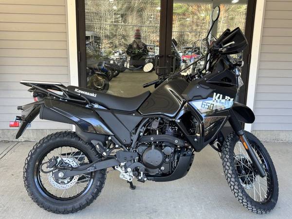1 2026 Kawasaki KLR 650 Single-Cylinder 652 1