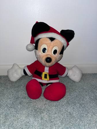 Disney Santa Mickey from Playskool 1