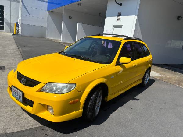 2002 MAZDA PROTEGE5 MANUAL, POCOS KILÓMETROS, TÍTULO LIMPIO - $1.800 (sedro woolley)63442112972931121