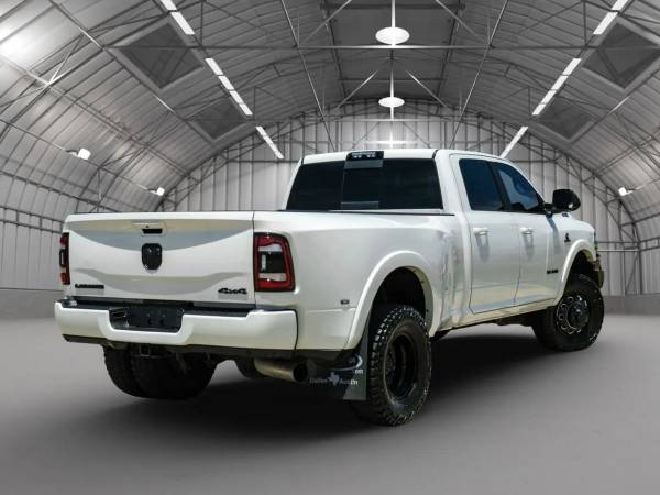 2021 RAM 3500 Crew Cab - Photo 8