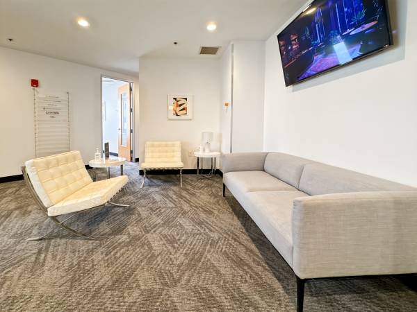$1,335 Need an Office Downtown Indy? We've Got Options - Call Today!​ (Indianapolis)63165237969539121