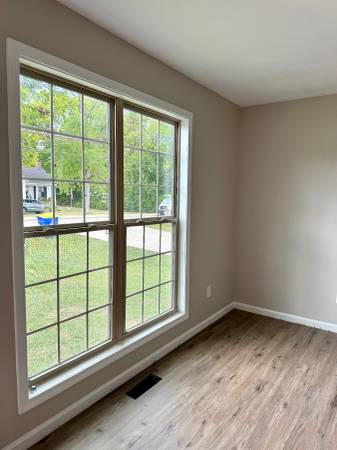$1,450 / 3br - 1079ft2 - Single family house with 3 room and 2 bathrooms (Bowling Green)63846718727427124