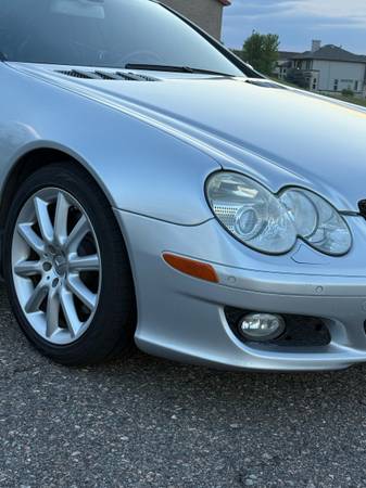 Precioso descapotable Mercedes-Benz SL 550 2007 - $10,200 (Aurora)63619866440705121