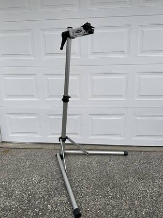 Spin Doctor Pro Bicycle Work Stand 1