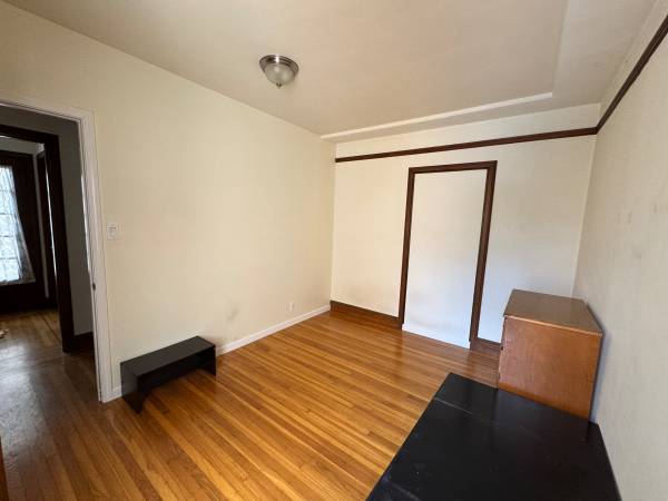 $950 $950 Private room 2 Floor Unit, 10 mins to GGP (Sunset) (sunset / parkside)63873330098177121