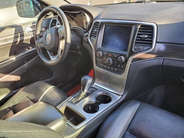 2018 GRAND JEEP CHEVROKEE  $9800 - $9,800 (Tampa)63443438189955122