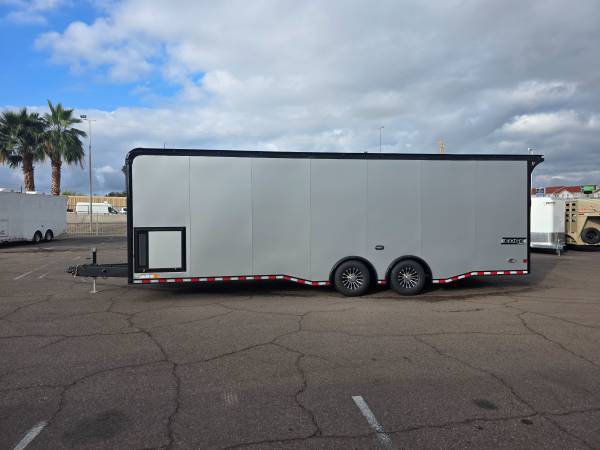 Haulmark EDGE - Racing Trailer 1