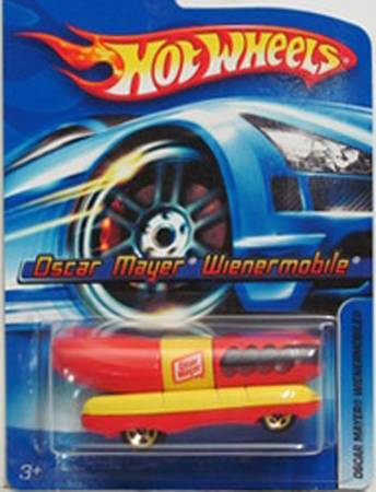 Hot wheels  Oscar Mayer  Wienermobile 1