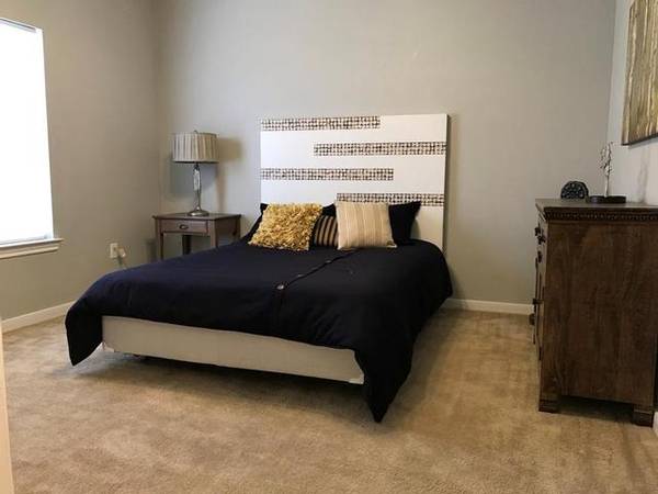 $1,469 / 2br - 992ft2 - Recharge at Your Tranquil Home near Lake Conroe (Spring)63906679894658124