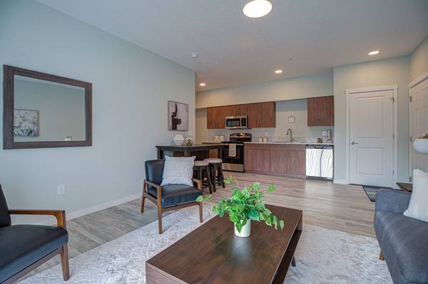 $1,325 / 1br - 693ft2 - $500 MOVES YOU IN - PET FRIENDLY - A/C - FREE INTERNET63914854785282123