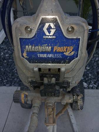 Graco Magnum Pro X19 True Airless Paint Sprayer 1