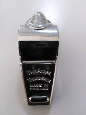 Rare WWII Acme Thunderer Whistle 1