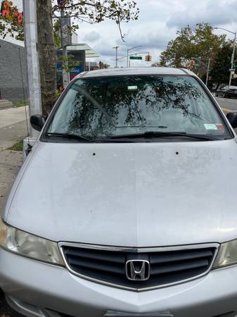 2004 Honda Odyssey - $3,300 (East Elmhurst)63654720358657120
