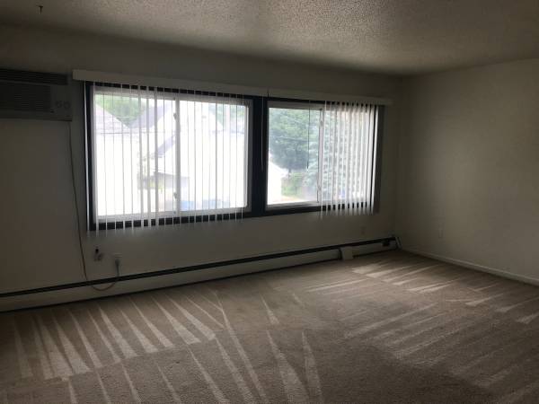 $975 / 1br - Affordable Uptown Living! 1BR for $975! VIDEO TOUR!63990384090498120
