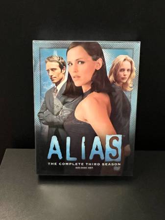 その他 Alias: Complete Seasons 1-5 [DVD] Amazon.com: Alias - Season 1-5 The Complete Set [DVD