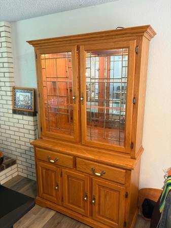 China cabinet 1
