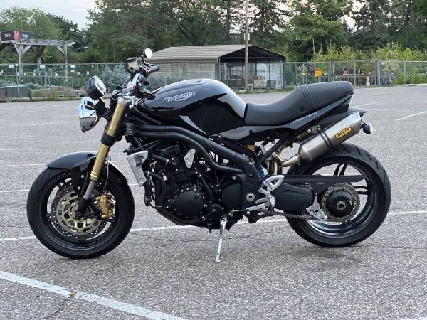 Triumph Speed Triple