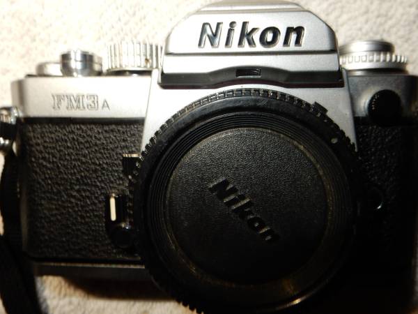 Nikon Camera Bodies motor drive - $1,400 (Vallejo)63443347310465123