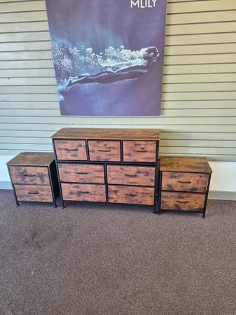 3 PIECE DRESSER SET NEW 1