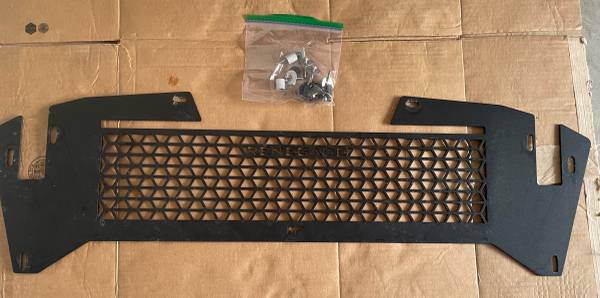 BMW M2 or M3 Oil cooler guard to protector screen 1