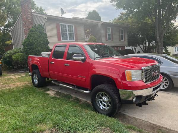 2011 GMC Sierra 2500 HD - $26,00063470260338947122
