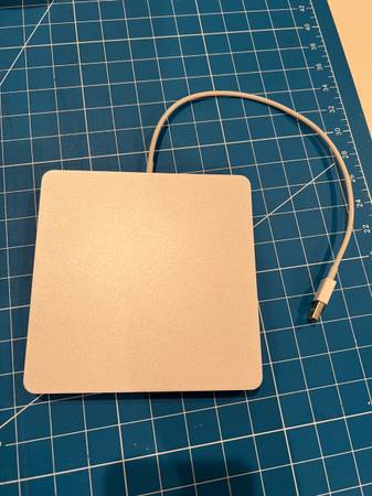 Apple CD/ DVD Player 1