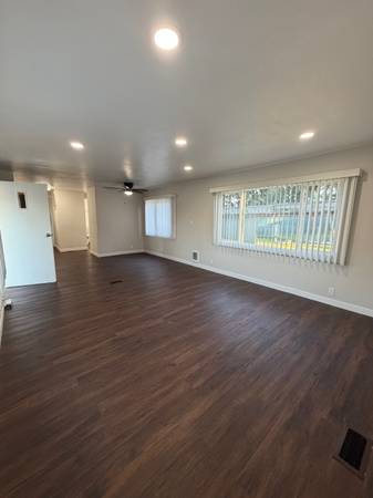 $90,000 / 2br - 850ft2 - Fully Remodeled Gem in Puyallup – 2 Bed, 2 Bath63995105696258123