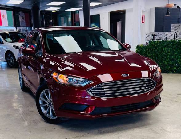 Ford Fusion S 4dr Sedan 2017 - $15,995 (1555 W San Carlos St  San Jose, CA 95126)63623991740033123