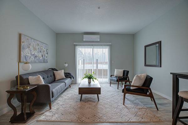 $1,325 / 1br - 693ft2 - $500 MOVES YOU IN - PET FRIENDLY - A/C - FREE INTERNET63914854785282122