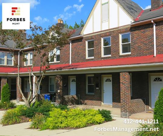 Garage Spaces Available in the Point Breeze Neighborhood! 1