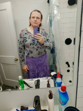Trans woman in need of a room 1
