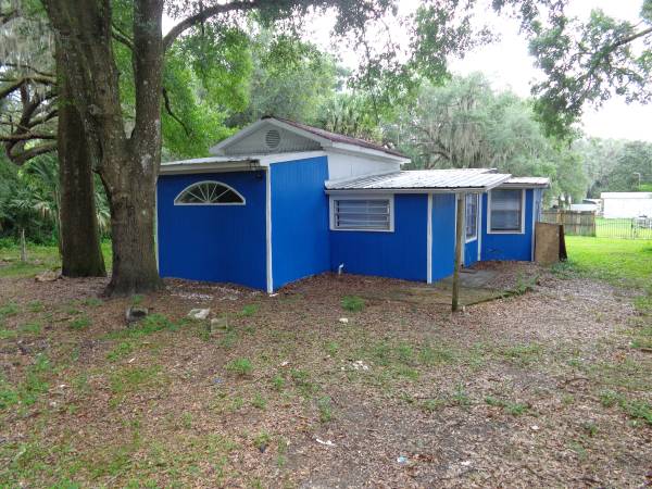 $187,400 / 2br - 963ft2 - "¡UBICACIÓN!!" ¡INVERSORES!! CASA ACTUALIZADA Y GRAN TERRENO EN CITRA (CITRA, FLORIDA)63822864705795122