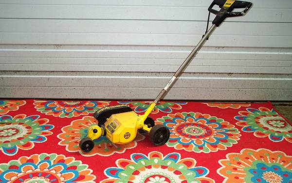 LAWN EDGER Electric Vintage Paramount Model 980 Heavy Duty WORKS 1