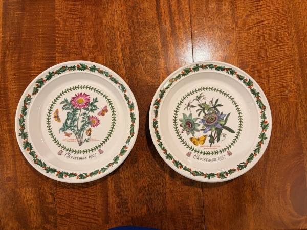 Portmeirion Botanic Garden VINTAGE 8.5" CHRISTMAS Salad Plates 1