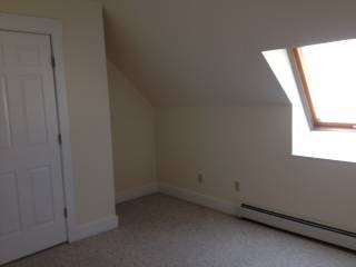 $1,900 / 2br - 2 bedroom country apartment - Duxbury (Duxbury)63784662621825123