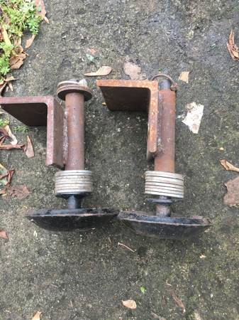 Pair of Plow shoes for Meyers 6 1/2" poly blade 1