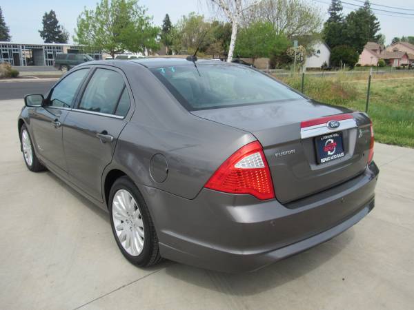 2012 FORD FUSION HYBRID - $7,995 (REPEAT AUTO SALES)63619519640833124