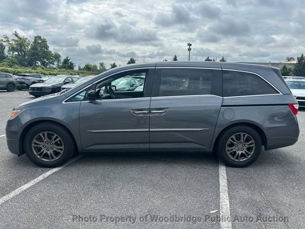 2012 Honda Odyssey 5dr EX-L Gris - $6,950 (Subasta de autos pública de Woodbridge)63440013366401123