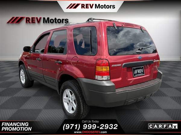 2006 Ford Escape Híbrido - $3,999 (REV Motors)63618490589313121